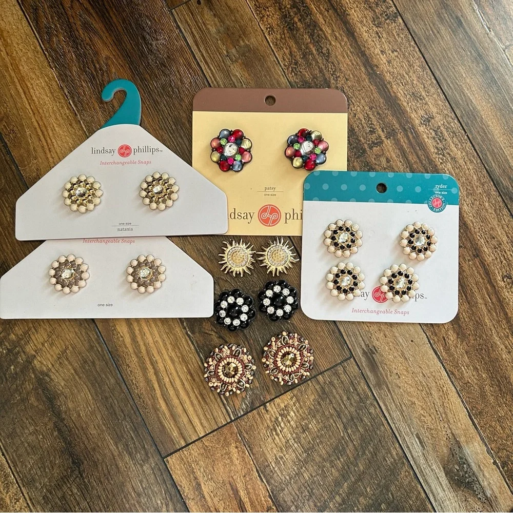 Set of 8 Lindsay Phillips Switchflops Snaps Accessory for Flip Flops EUC - Picture 1 of 5